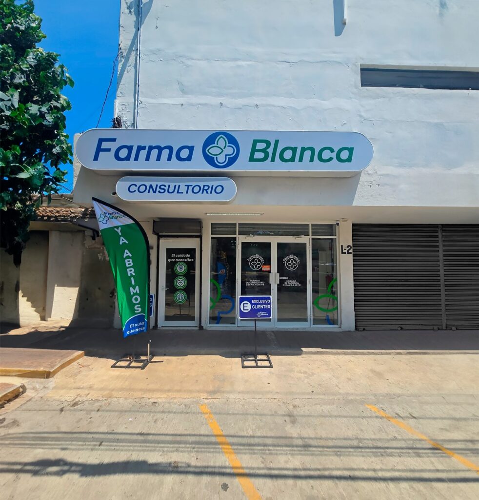 FarmaBlanca implementa estrategias globales en retail farmacéutico
